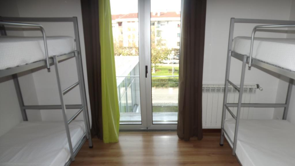 Hi Lousa - Pousada De Juventude Habitación foto